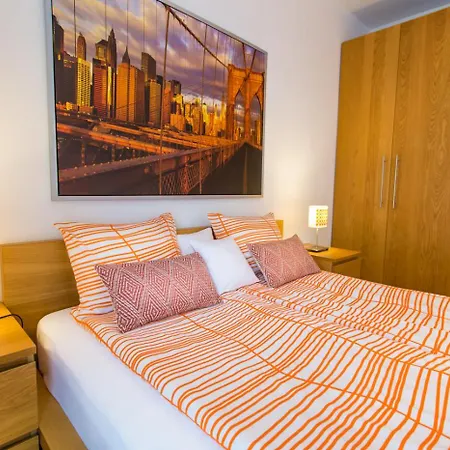 Colours Apartments Deluxe With Free Parking Budapest Exterior photo